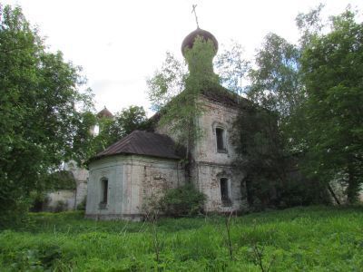 Ансамбль Воскресенской и Казанской церквей