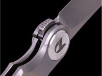 Складной нож Dr.Tech D9618G, сталь M390, рукоять титан, серый