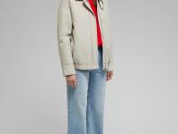 Утепленная куртка с отложным воротником