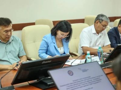 Глава Якутии провел заседание Совета по реализации Национальной социальной инициативы