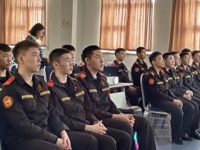 Сотрудники следственного управления провели встречу  с воспитанниками кадетской школы