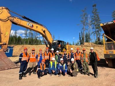 В Якутской рудной компании выбрали лучших среди водителей самосвалов и машинистов экскаваторов