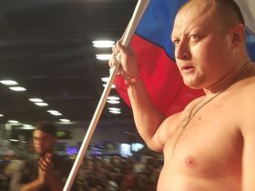 Сенсационная смена мирового лидера в мас-рестлинге