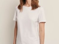 Футболка приталенного силуэта