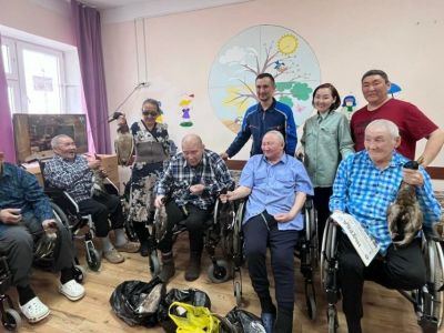 Работники Нюрбинского филиала ГУП «ЖКХ РС (Я)» передали весеннюю дичь постояльцам дома-интерната