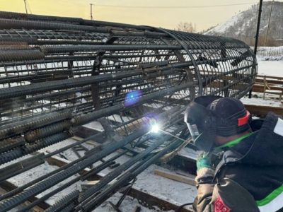 В марте начнется сборка коффердамов Ленского моста