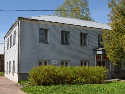 Памятное место, где в 1931 г. была создана первая в Карелии Олонецкая МТС