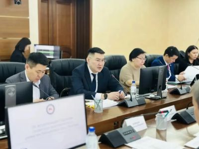 В Ил Тумэне обсудили проект стратегии социально-экономического развития Якутии