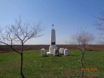 Могила Ибрагимова Хабтбулы - командира взвода отряда Ипатова, погибшего в 1919 г.