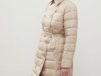 Стеганое утепленное пальто с поясом