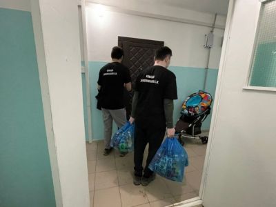 В Губинском округе Якутска семьи участников СВО получили продуктовые наборы