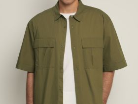 Рубашка с нагрудными карманами и принтом