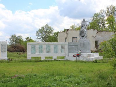 Братская могила красноармейцев