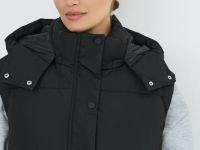 Жилет с капюшоном, Черный