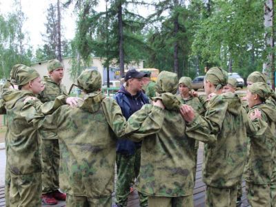 Лагерь «Честь имею!»: Уникальный опыт Мирнинского района