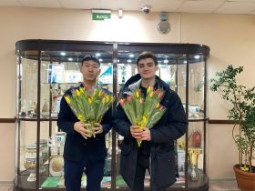 Волонтеры Победы помогают проводить в Якутии патриотические и памятные мероприятия