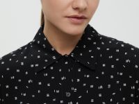 Блузка с коротким рукавом и отложным воротником