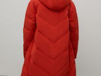 Утепленное пальто с капюшоном