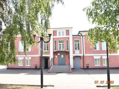 Дом В.Г.Раевского - двоюродного брата поэта-декабриста В.Ф.Раевского, в котором неоднократно бывал поэт в молодые годы. С конца июля по октябрь 1858 года последний раз В.Ф.Раевский гостил у брата вместе с сыном Юлием