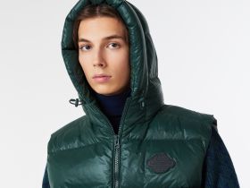 Мужская стёганая жилетка Lacoste с капюшоном