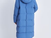 Пуховое пальто с капюшоном и воротником-стойкой