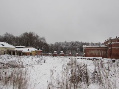Остатки восточной ограды