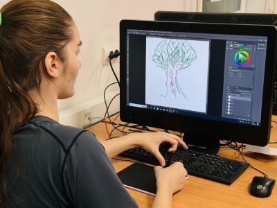 Школьники Томпонского района Якутии обучаются цифровому рисованию