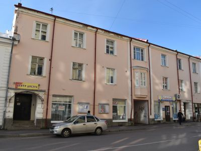 Дом жилой с кинотеатром «Киммо» и торговыми помещениями