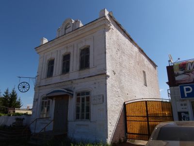 Дом с лабазами