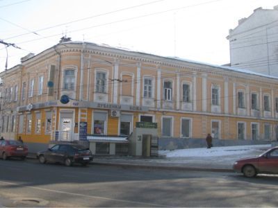 Дом, где жили во время путешествия по России немецкий естествоиспытатель Гумбольт Александр и английский геолог Родерик Импи Мурчисон