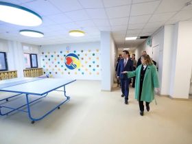 Айсен Николаев посетил Адаптивный образовательный комплекс в Якутске