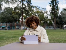 Чехол-книжка uBear