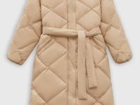 Стеганое пуховое пальто с поясом