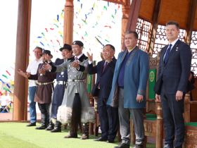 Фото: открытие Ысыаха Туймаады-2025