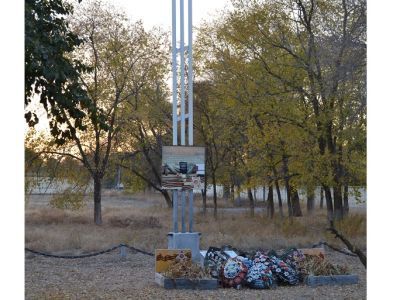 Братская могила советских воинов, погибших в период Сталинградской битвы
