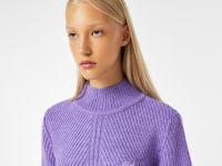 Женский свитер Lacoste стандартного кроя