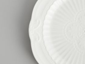 Тарелка Emboss White I