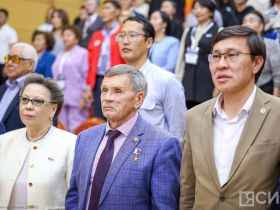 Пленарное заседание гражданского форума – 2025 открылось в Якутске