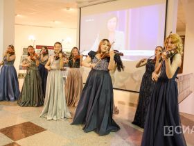 В Якутске чествовали руководителя Национального художественного музея Владу Тимофееву