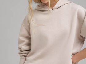 Свободная толстовка с капюшоном