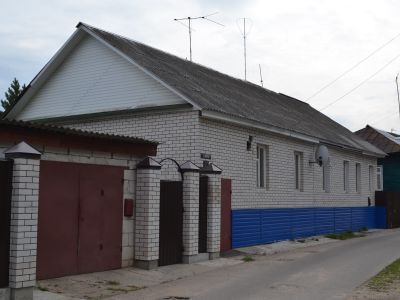 Дом, в котором в период фашистской оккупации проживал руководитель подпольной организации П.Е.Лапковский, казненный в 1942 г. гитлеровцами