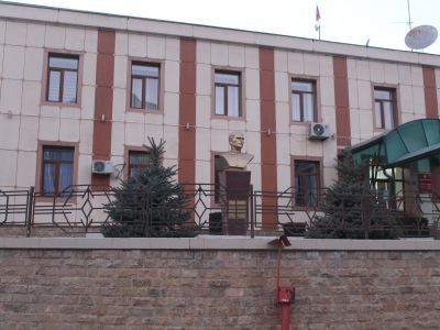 Памятник Герою Совесткого Союза К. Абакарову