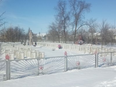 Братская могила советских воинов, погибших в период Сталинградской битвы
