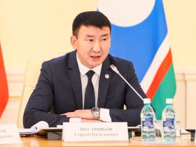 В два раза снизилось число работников в оленеводстве Якутии за 15 лет