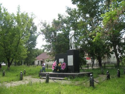 Памятник воинам, погибшим в годы Великой Отечественной войны (1941-1945 гг.)