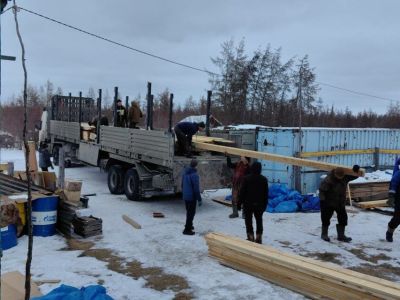 В арктические районы Якутии началась доставка стройматериалов для ИЖС