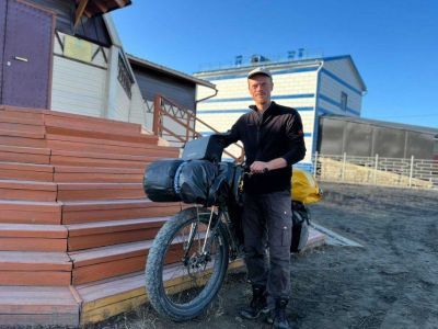 На велосипеде и байдарке: немецкий турист проделал путь из Оймякона в Верхоянск