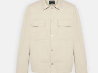 Ветровка из хлопка с нагрудными карманами