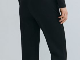 Расширенные книзу брюки, Черный