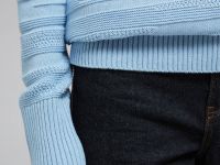 Джемпер приталенного силуэта